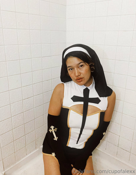 Cupofalexx star free images