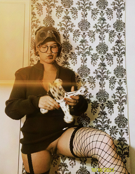 Cupofalexx model high quality archive