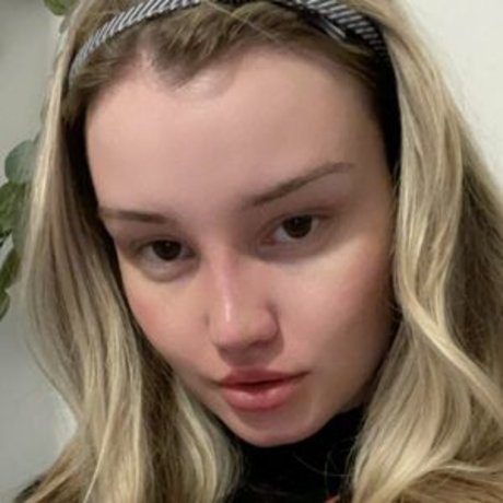 Cyberalina Cyberina Corinna hot star images