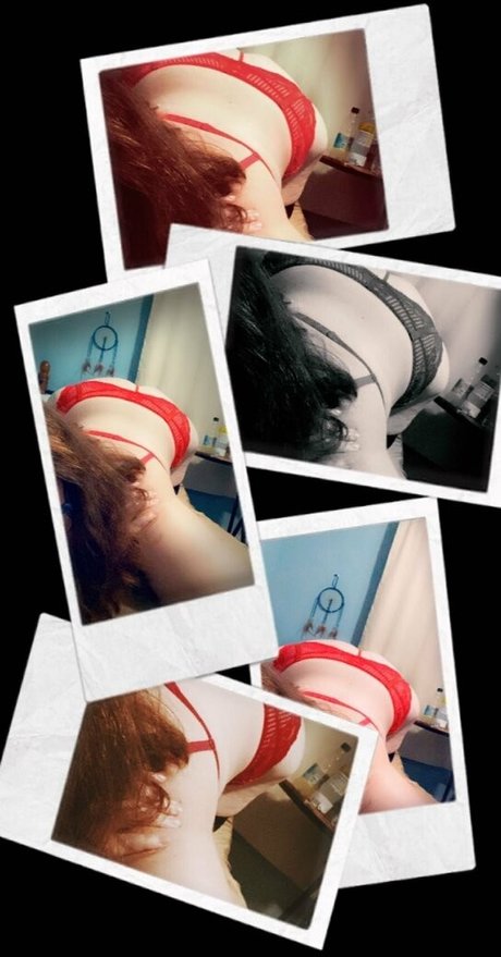 lesbian fingering onlyfans porn pictures