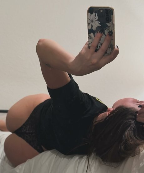 missmusclemommy star sexy photo