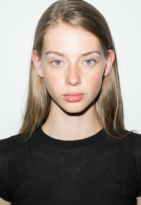 Lauren De Graaf pornstar high quality img