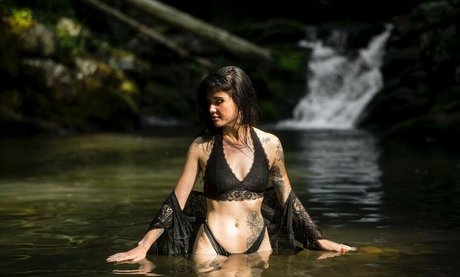 Elektra Kirby porn star image