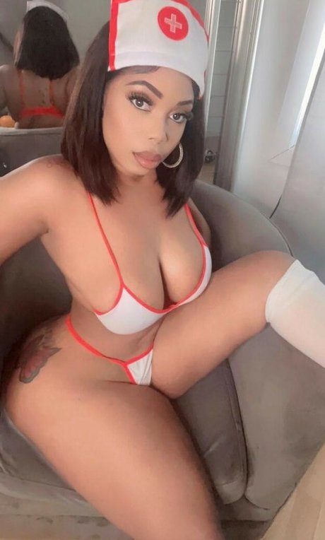 Teetopretty pornstar top image