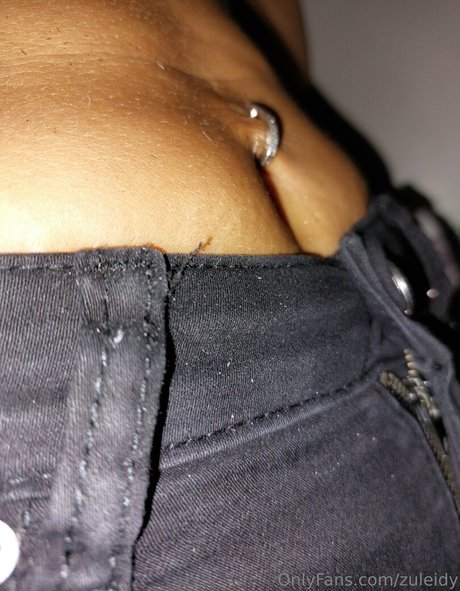 zuleidy model naked img