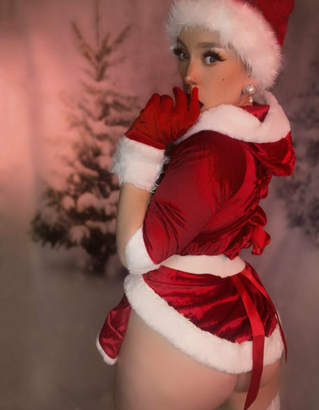 kirracady top model images