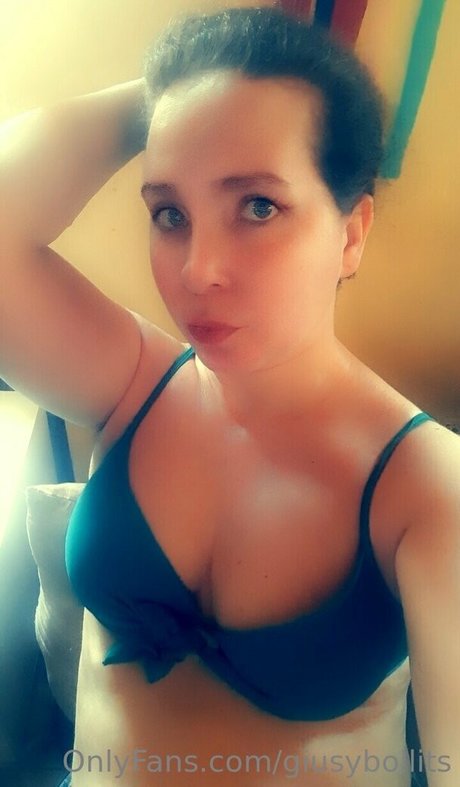 only queen84 model pretty img