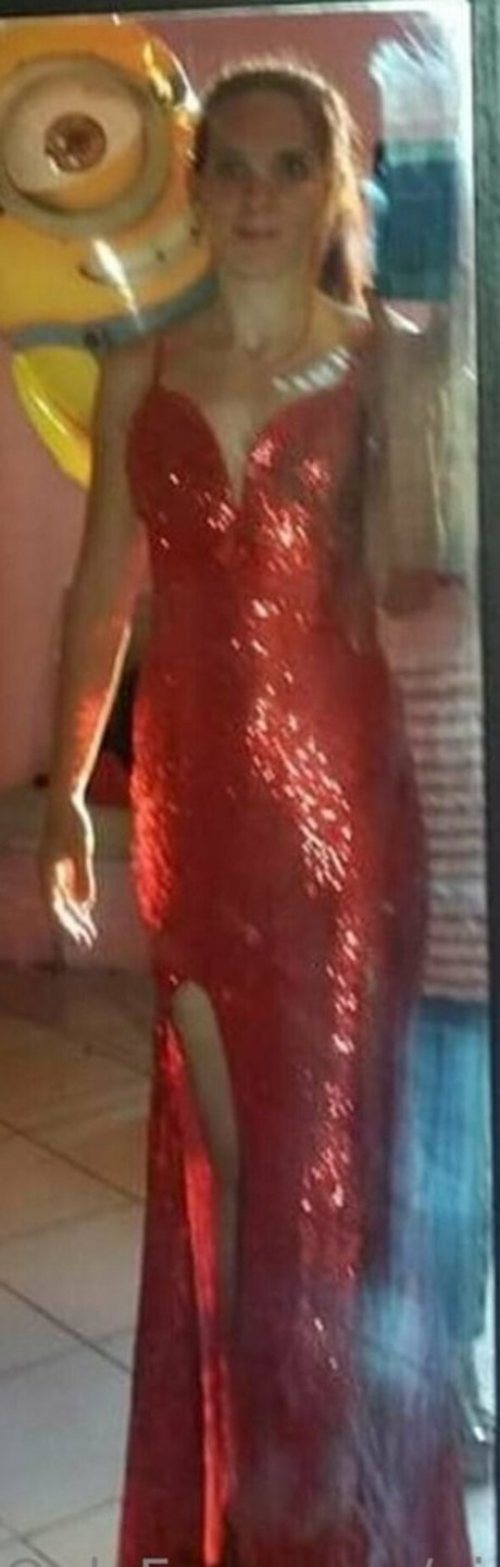 only queen84 model pornographic pictures