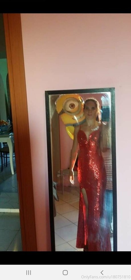 only queen84 model beautiful pictures