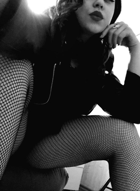 Kinki kitty model porn picture