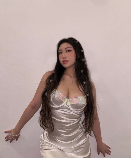 ashl xy pornstar nudes pic