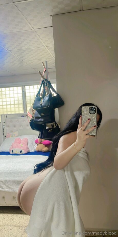 Madyblood pornstar exclusive gallery