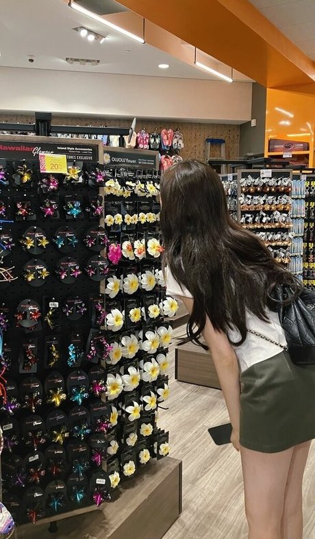 Solvely art actress image