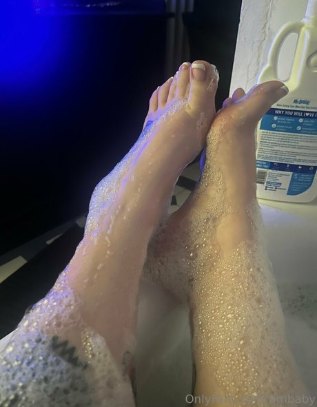 Amberx nudes model pic