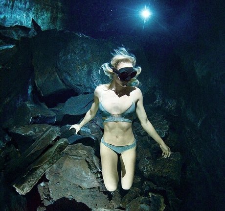 Katie Pentz naked actress pic