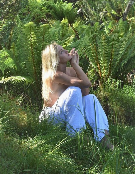 shemale cumshot onlyfans art xxx image