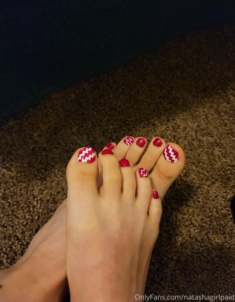 natashagirlpaid nude star photos