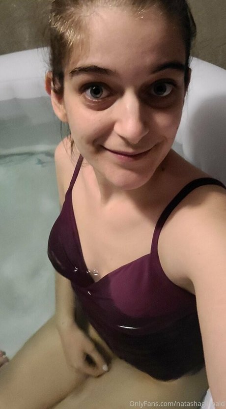 natashagirlpaid sexy model image