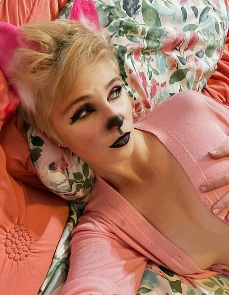 blonde teen pussy onlyfans pornos image