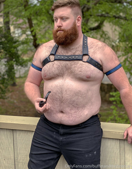 buffetbeercan nudes model photo