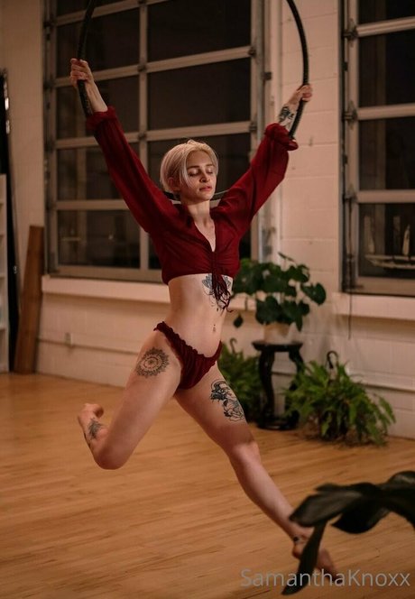 samanthaknoxxx free model image