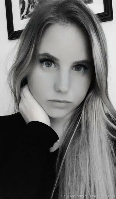 blueeyesbombshell xxx star galleries