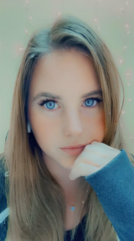 blueeyesbombshell porn actress images