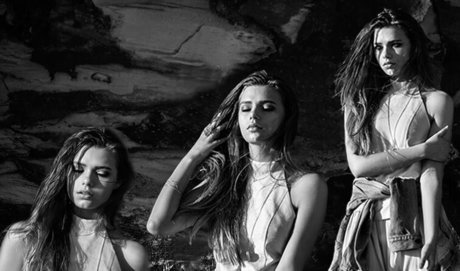 Indiana Evans model hot picture