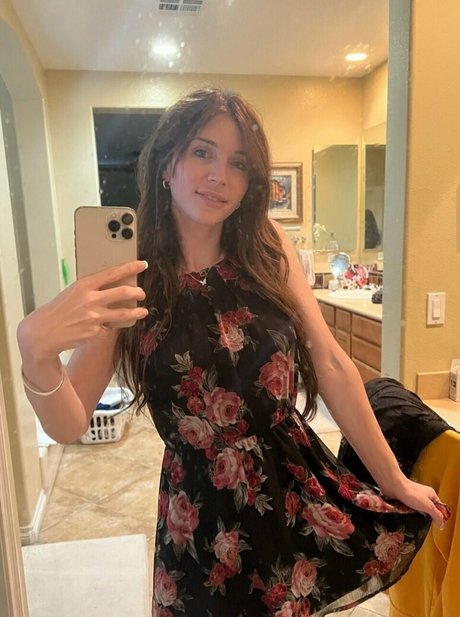 thick latina milf onlyfans sexy nude galleries