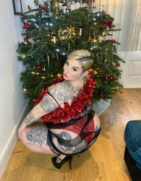 Katiesummer222 star nudes pics