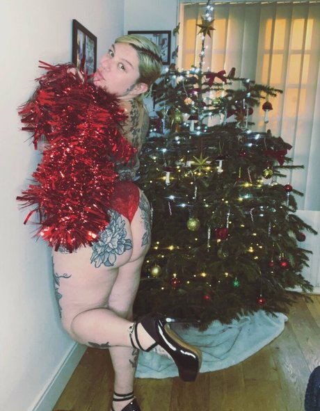 Katiesummer222 naked pornstar pictures