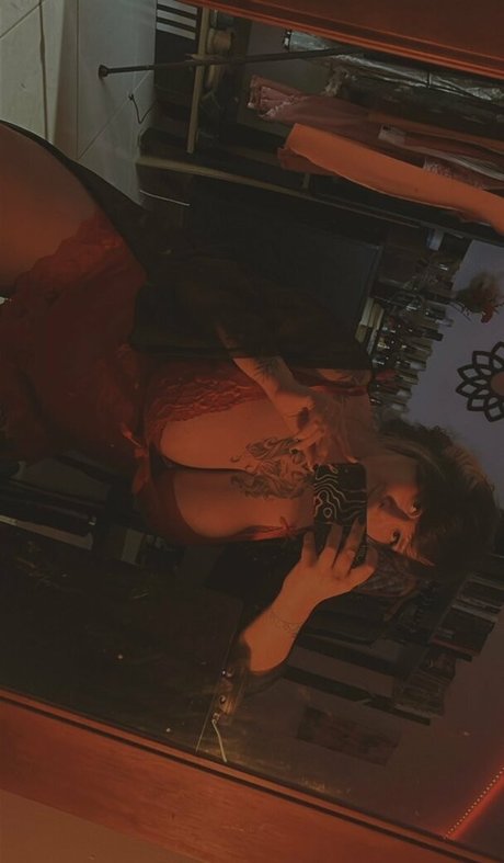 Loll Sub SP top model images