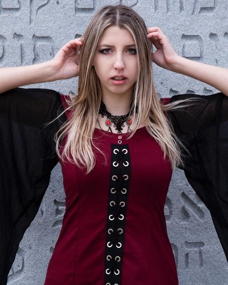 Abigail Cristea star nice photo