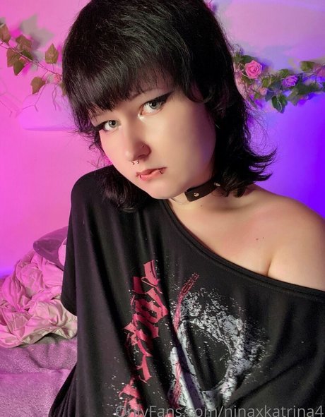 ninaxkatrina4 star top img