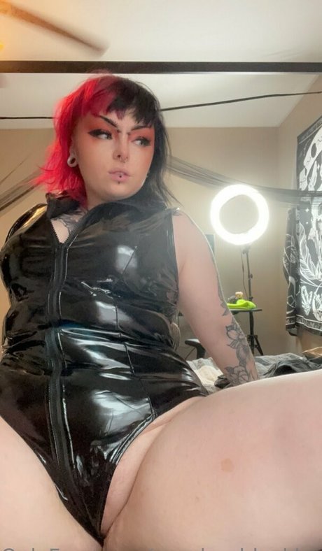 reaghanblackhart high quality star pictures