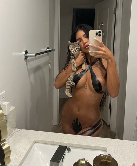 Valentina Gasca nude actress archive