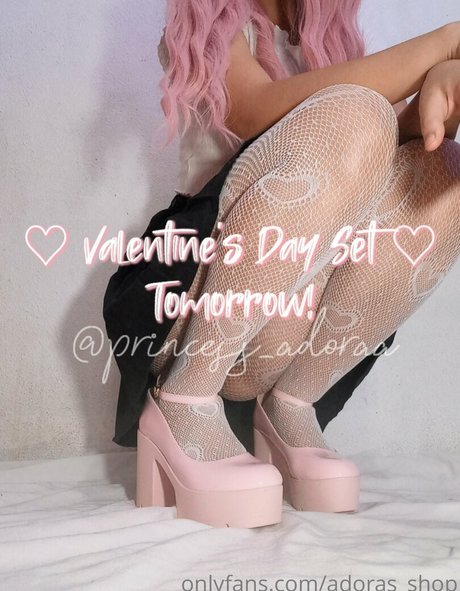 adoras shop sexy actress pictures