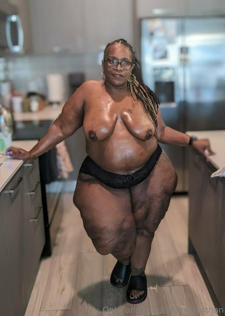 ms thickerthan model porn img