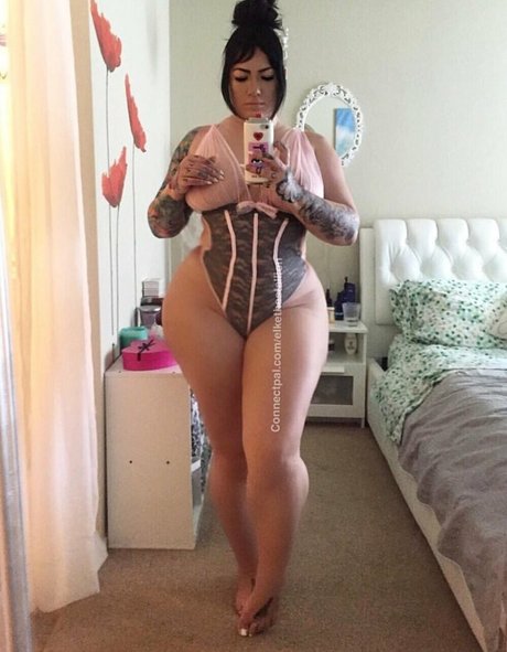 Elke Life sexy star galleries