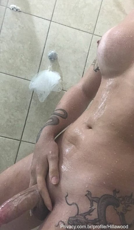 busty mom onlyfans nude pics