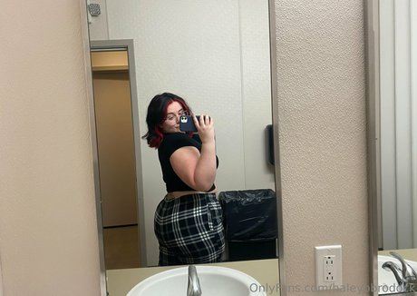 amateur trans onlyfans free naked pictures