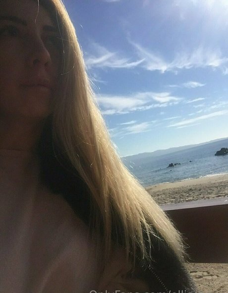 ellis benz hd model photo