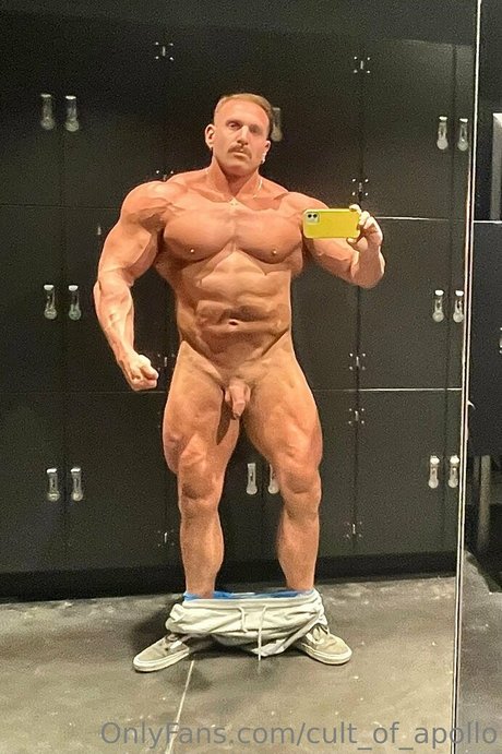 cult of apollo model naked pics