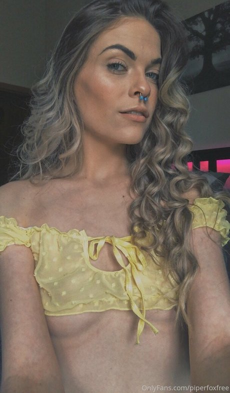 arab girls onlyfans pornographic picture