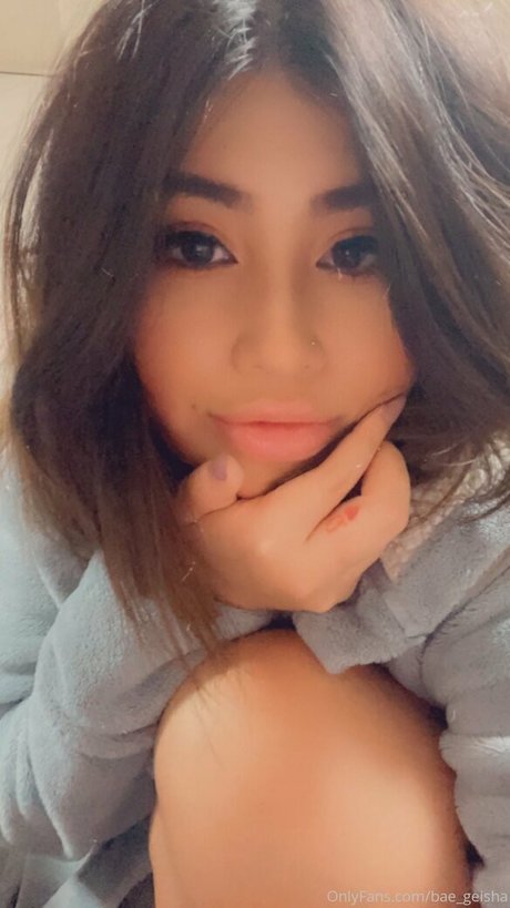 bae geisha model sexy galleries