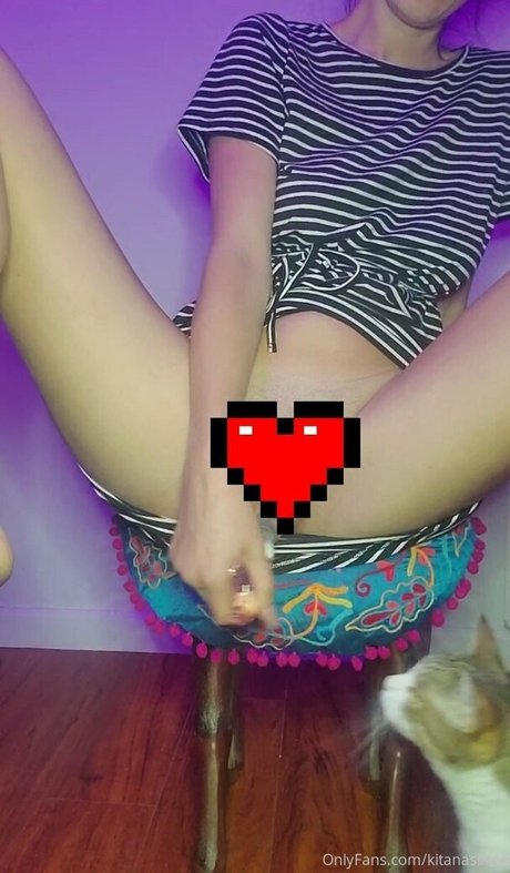 kitanasilver star nudes image