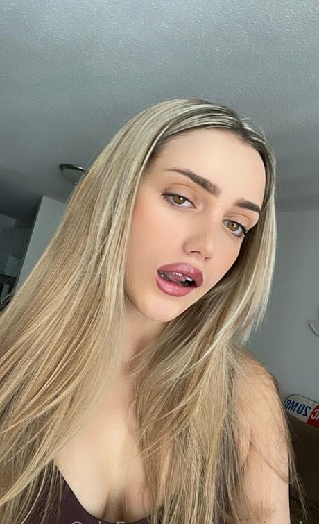 avaajayde nude star pics