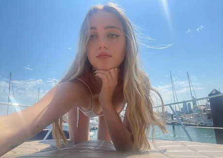 avaajayde high quality pornstar gallery