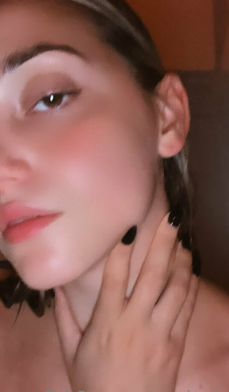 avaajayde naked model archive