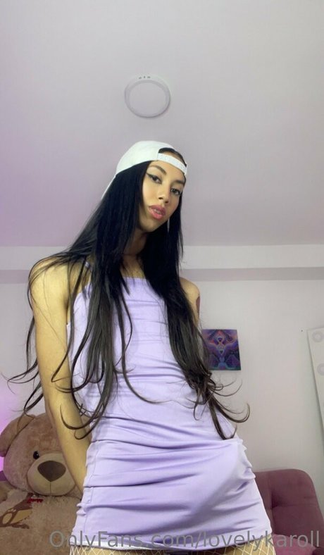 lovelykaroll sexy model pictures